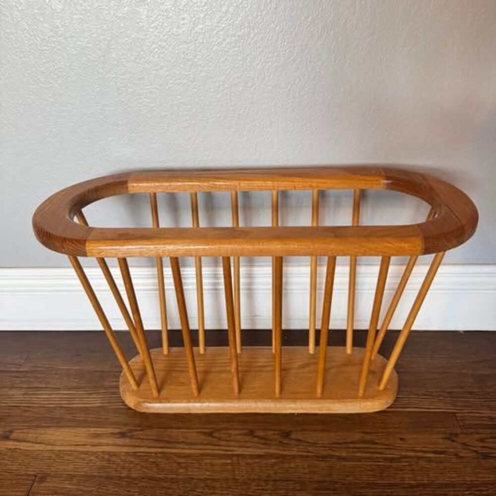 90's wooden magazine holder